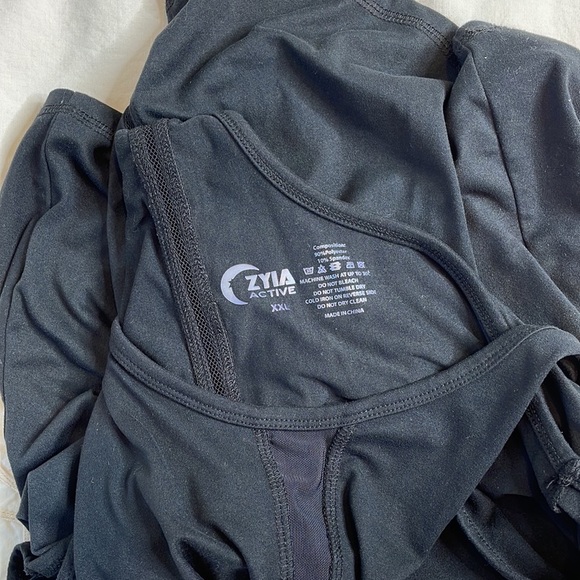 Zyia Active mesh tank top - Picture 5 of 5